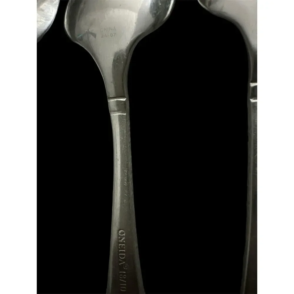4 pc Oneida Satin Garnet 1 Teaspoon 3 Soup Spoons Stainless 18/10 Flatware